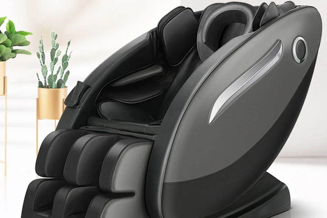 Ghế massage Thomas Hamilton có giá bao nhiêu?